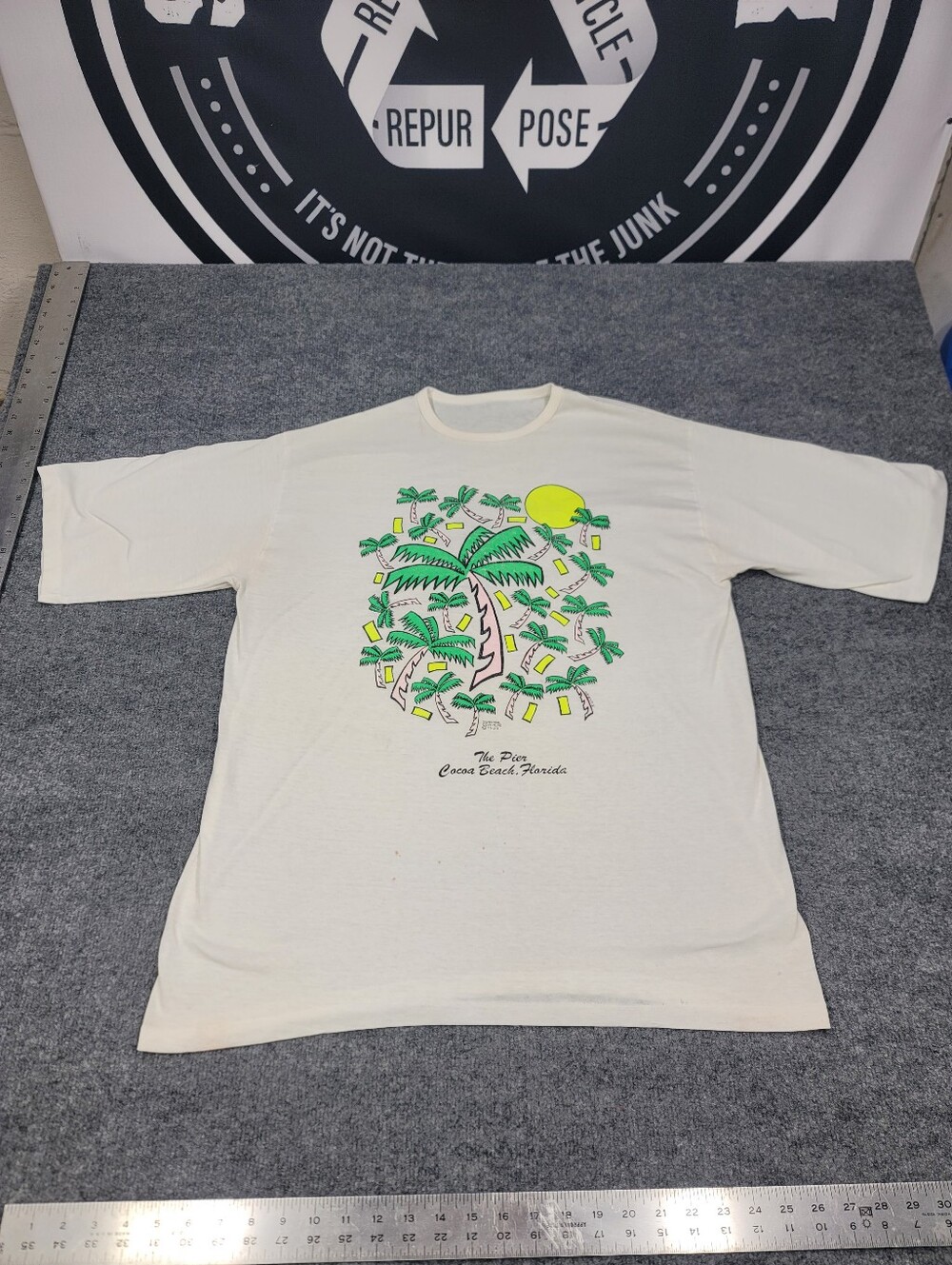 Vintage Rare 1980s Cocoa Beach Florida "The Pier" Single Stitch T-Shirt Unisex